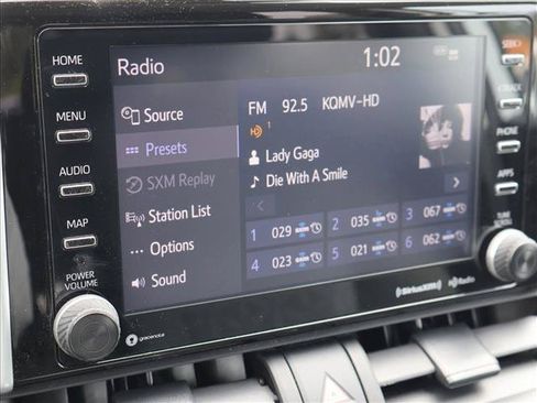 Used 2021 Toyota RAV4 XLE w/ Convenience Package AWD/4WD image 18