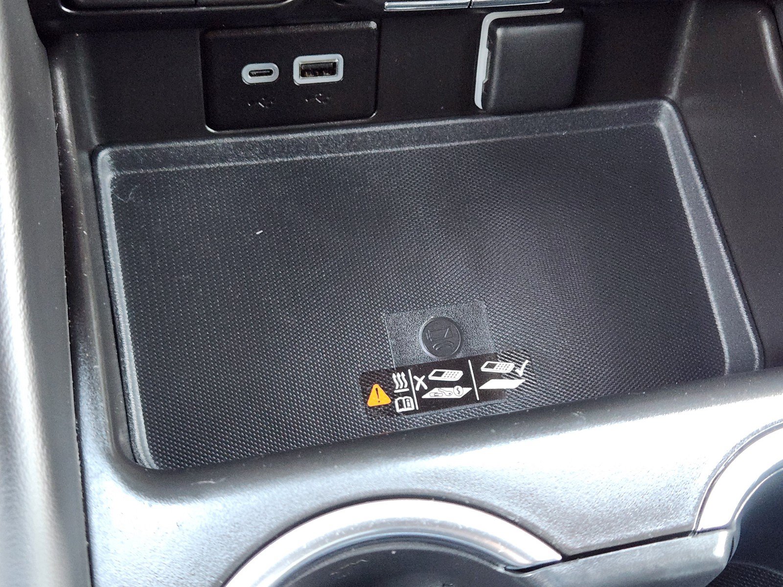 Used 2023 Chevrolet Tahoe RST RWD image 18