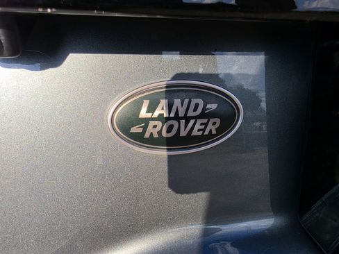 Used 2018 Land Rover Discovery Sport SE AWD/4WD image 9