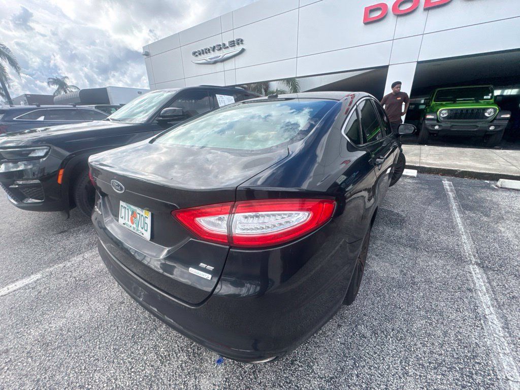 Used 2013 Ford Fusion SE FWD image 28