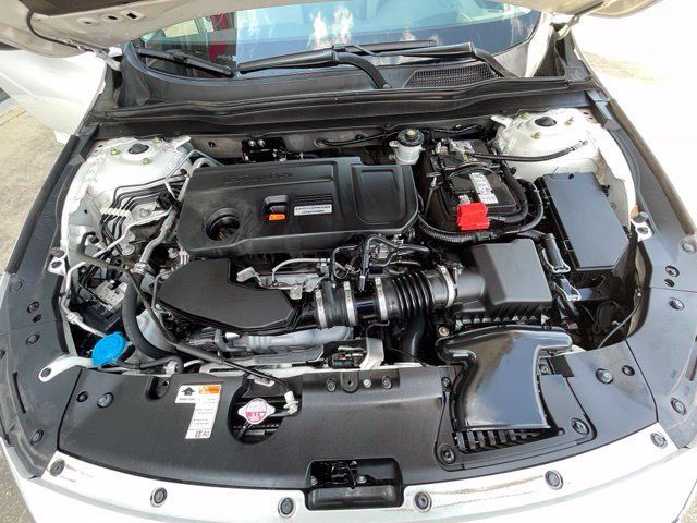 Used 2020 Honda Accord Touring image 18