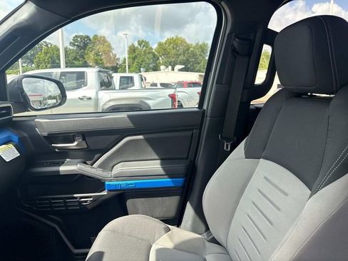 Used 2025 Toyota Tacoma TRD Off-Road AWD/4WD image 22