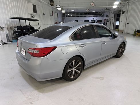 Used 2016 Subaru Legacy 2.5i Limited AWD/4WD image 5