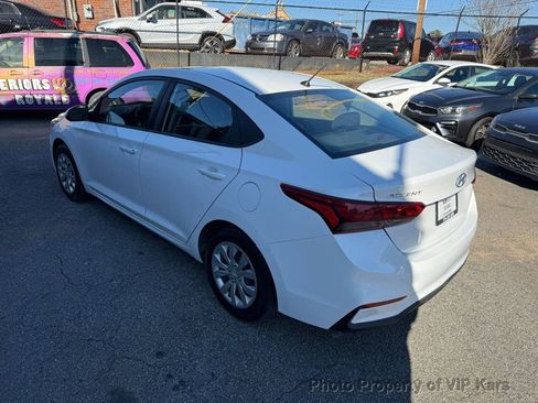 Used 2022 Hyundai Accent SE image 7