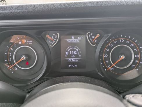 Used 2025 Jeep Gladiator Sport image 23