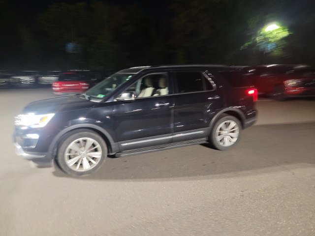 Used 2019 Ford Explorer Limited w/ Ford Safe & Smart Package AWD/4WD image 2