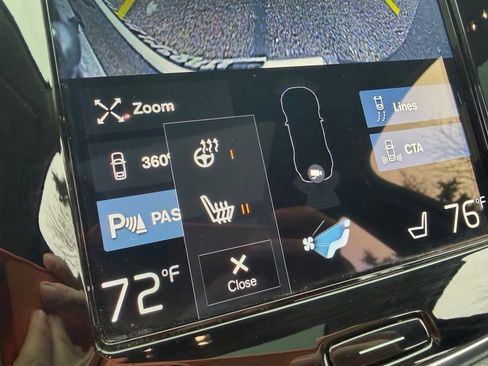 Used 2022 Volvo XC90 T6 Momentum w/ Advanced Package image 26