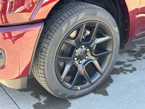 Used 2025 RAM 1500 Laramie w/ Laramie Southwest Edition image 9