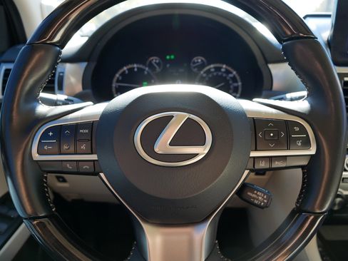 Used 2023 Lexus GX 460 Premium image 25