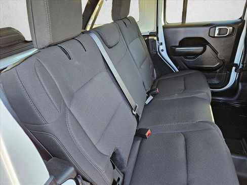 Used 2022 Jeep Wrangler Unlimited Sport w/ Sun And Sound Package image 21