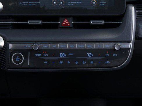 New 2025 Hyundai Ioniq 5 SEL image 16