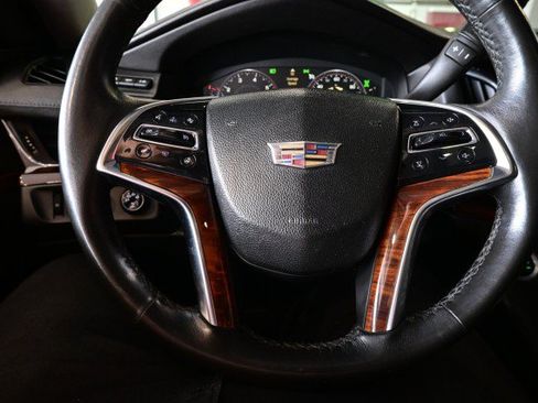 Used 2015 Cadillac Escalade Luxury AWD/4WD image 31