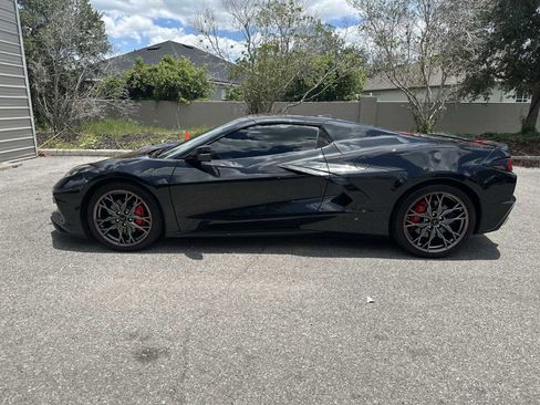 Certified 2024 Chevrolet Corvette Stingray Preferred Conv w/ 2LT RWD image 3