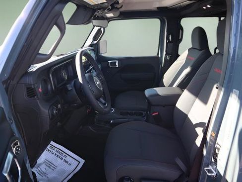 New 2026 Jeep Wrangler Unlimited Rubicon AWD/4WD image 11