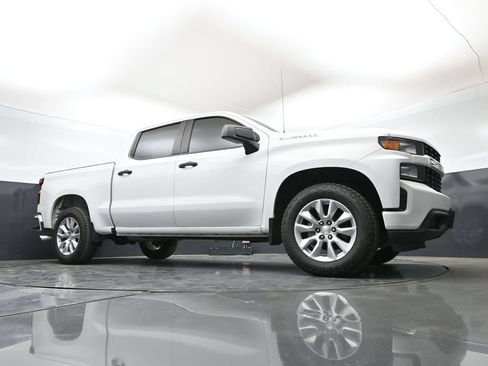 Used 2021 Chevrolet Silverado 1500 Custom RWD image 40