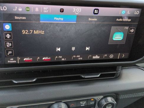 Used 2024 Jeep Wrangler Unlimited Rubicon w/ Technology Group AWD/4WD image 14
