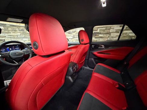 New 2025 Chevrolet Blazer EV RS image 18