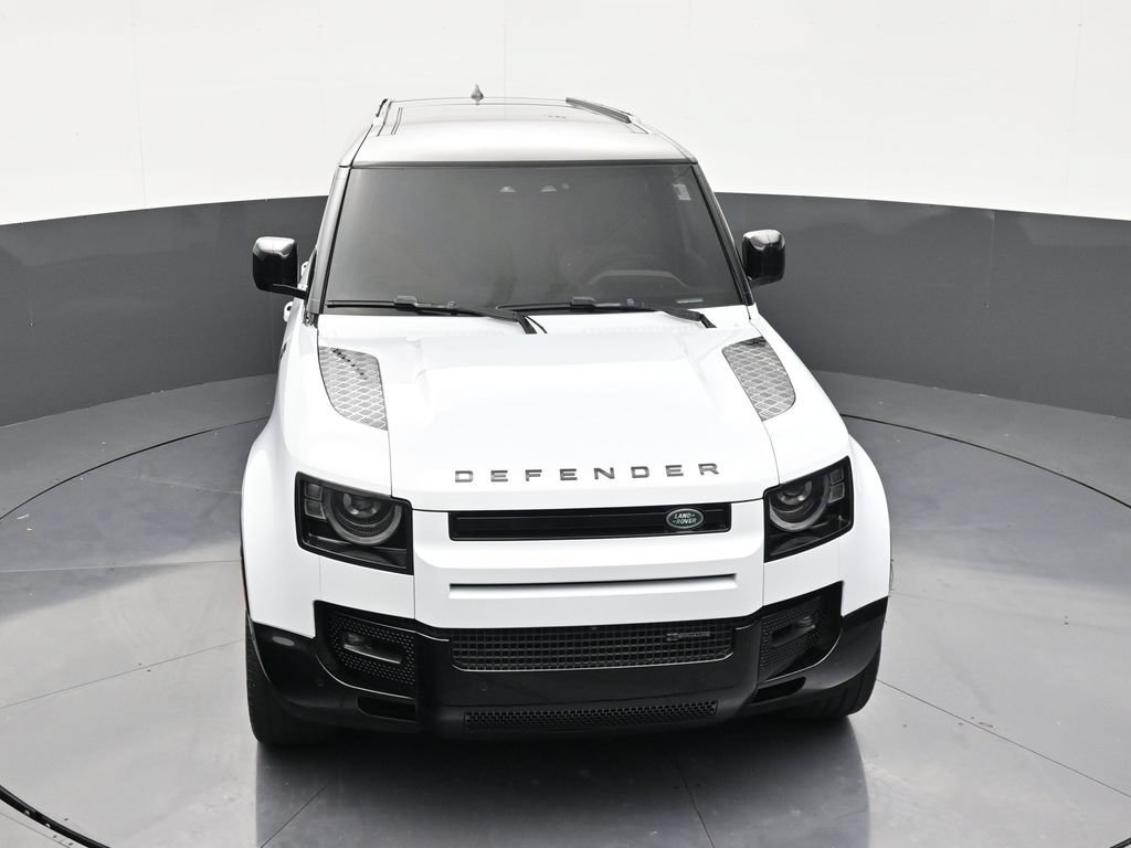 Used 2023 Land Rover Defender 130 X-Dynamic SE AWD/4WD image 19