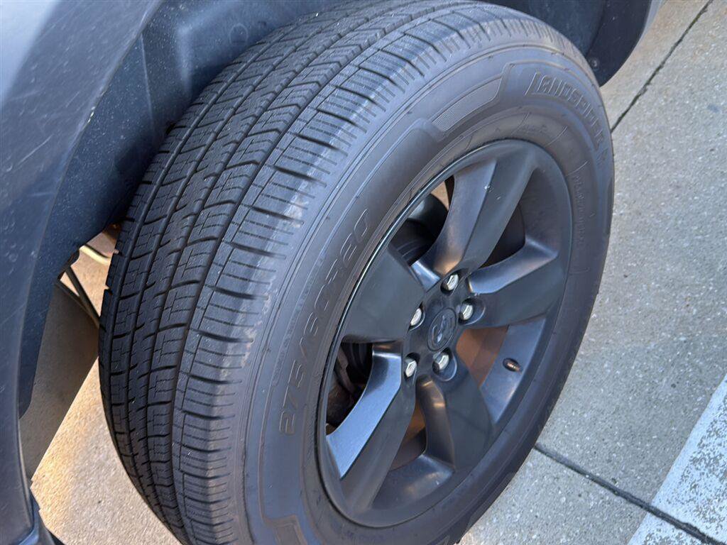 Used 2019 RAM 1500 Warlock AWD/4WD image 9