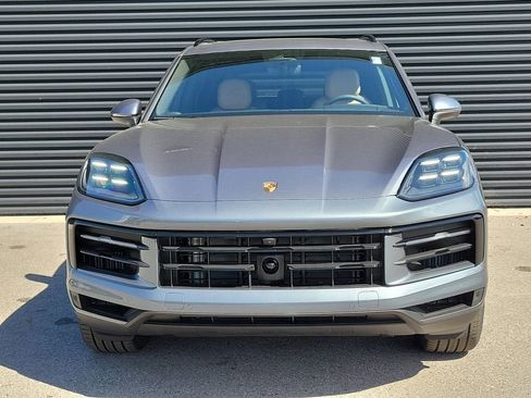 New 2026 Porsche Cayenne Base image 10