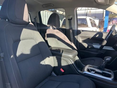 Used 2022 Chevrolet Colorado LT w/ LT Convenience Package image 22