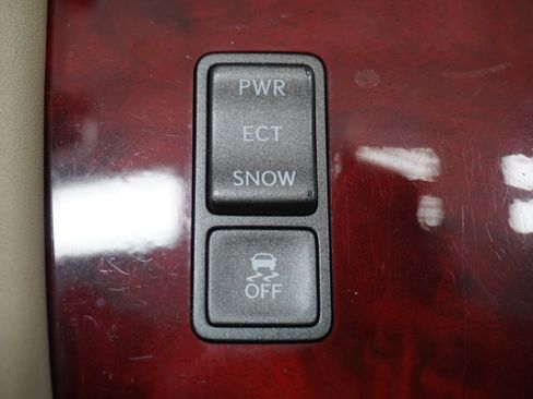Used 2012 Lexus LS 460 w/ Luxury Value Edition RWD image 24