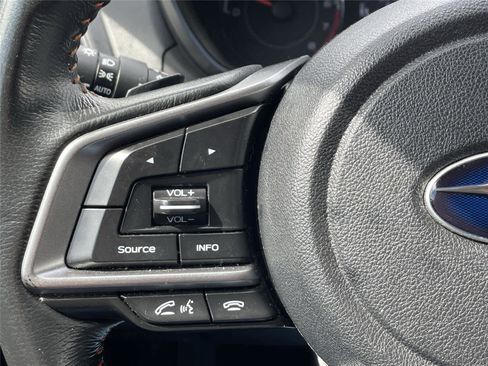 Used 2019 Subaru Crosstrek 2.0i Premium AWD/4WD image 18