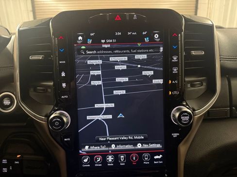 Used 2019 RAM 2500 Laramie AWD/4WD image 18
