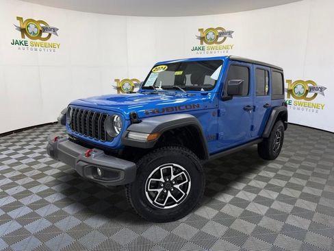 Used 2024 Jeep Wrangler Unlimited Rubicon AWD/4WD image 4