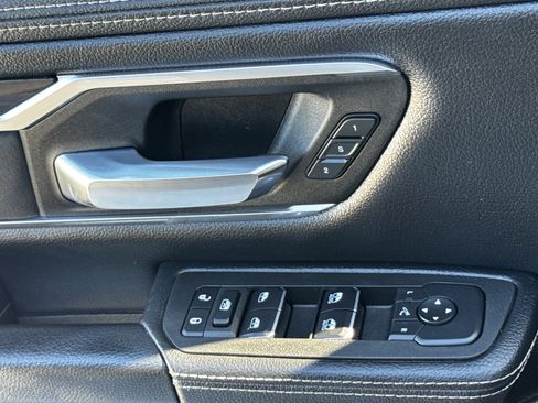 Used 2025 RAM 1500 Laramie w/ Sport Appearance Package image 28