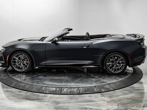Used 2024 Chevrolet Camaro ZL1 RWD image 9