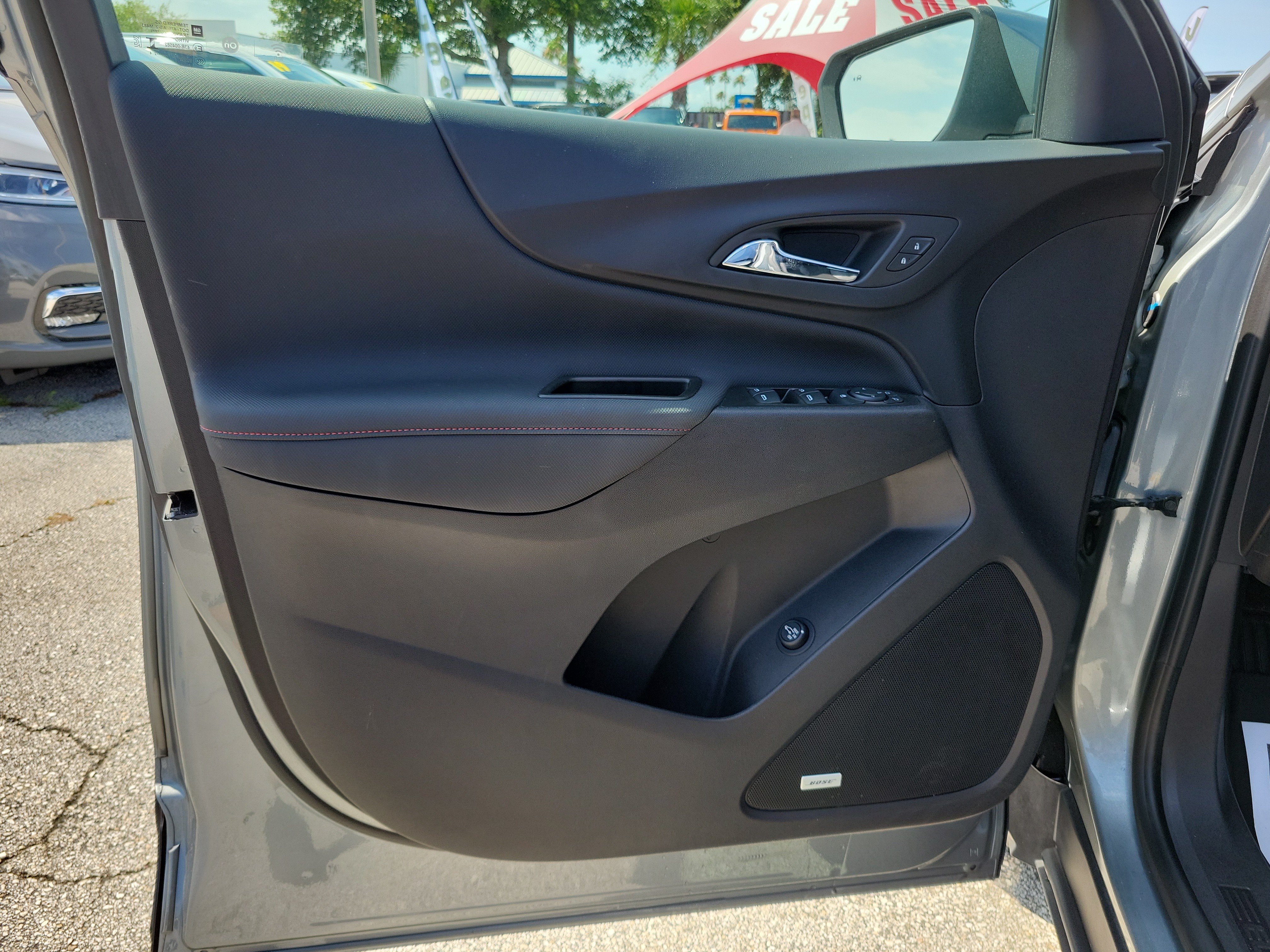 Used 2024 Chevrolet Equinox RS w/ RS Leather Package FWD image 16