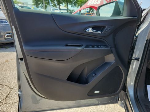 Used 2024 Chevrolet Equinox RS w/ RS Leather Package FWD image 16