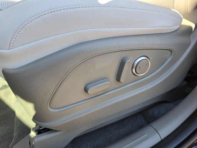 Used 2026 Hyundai Palisade SEL FWD image 5