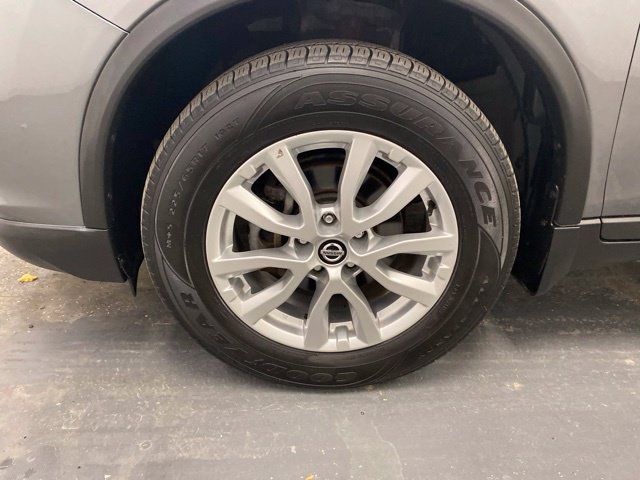 Used 2019 Nissan Rogue S w/ Special Edition Package AWD/4WD image 27