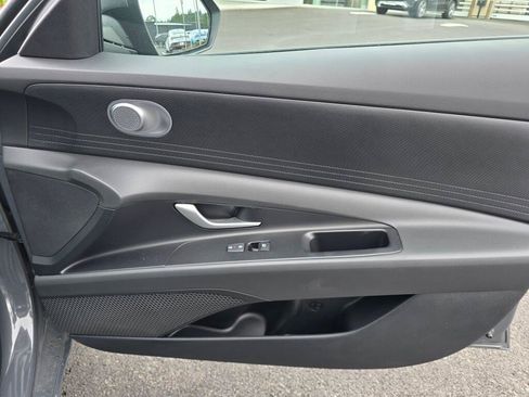 New 2026 Hyundai Elantra SE FWD image 39