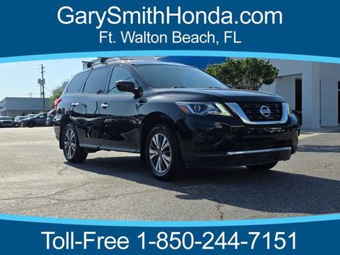 Used 2020 Nissan Pathfinder S AWD/4WD image 1