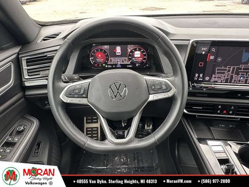 Certified 2024 Volkswagen Atlas Cross Sport SEL R-Line AWD/4WD image 15