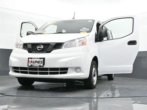 Used 2021 Nissan NV200 S image 62