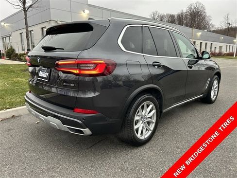 Used 2022 BMW X5 xDrive40i w/ Premium Package image 8