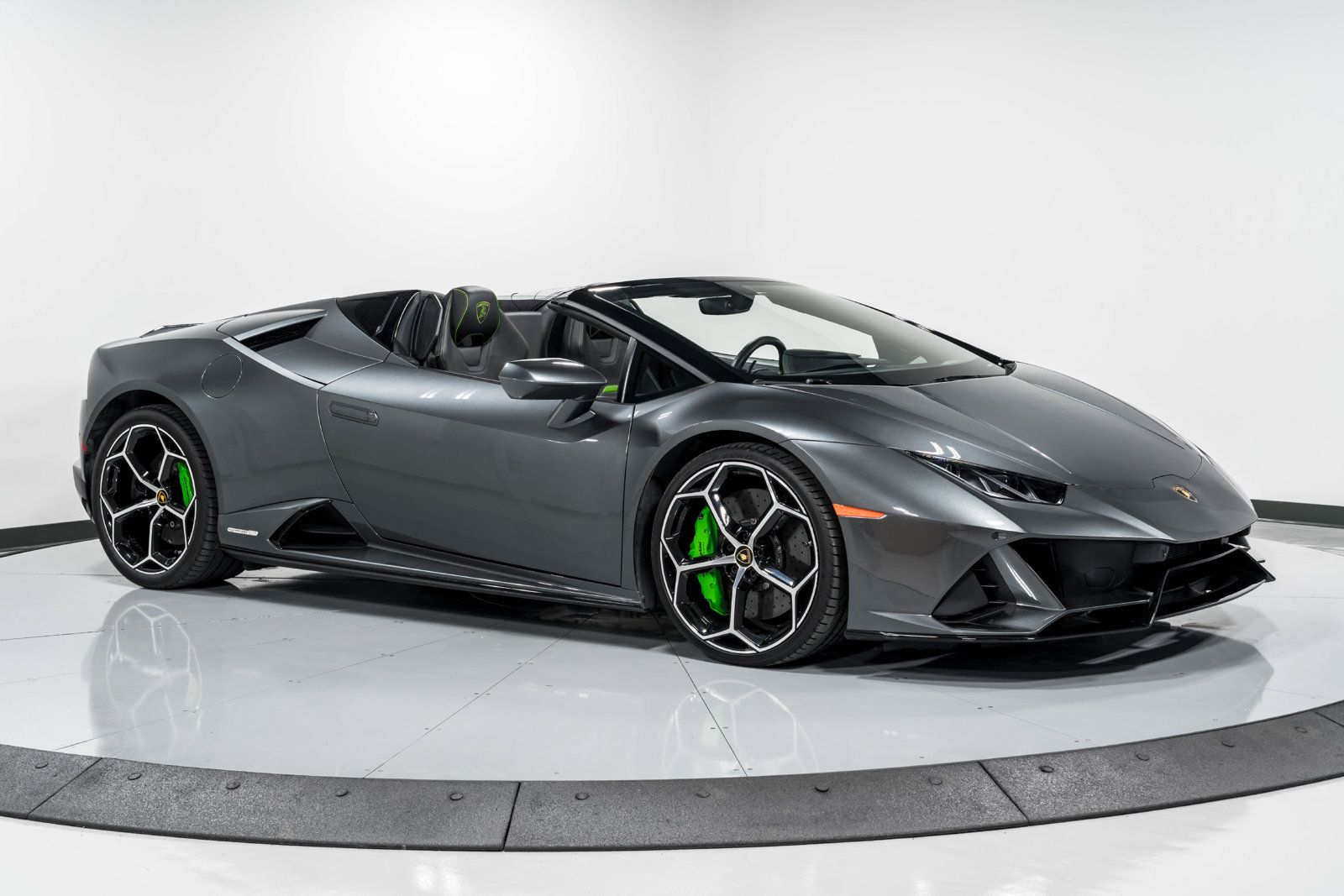 Used 2020 Lamborghini Huracan EVO AWD/4WD image 37
