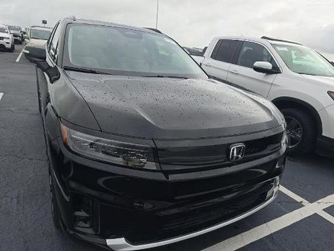 Used 2024 Honda Prologue Elite image 2