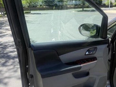 Used 2016 Honda Odyssey EX-L image 18
