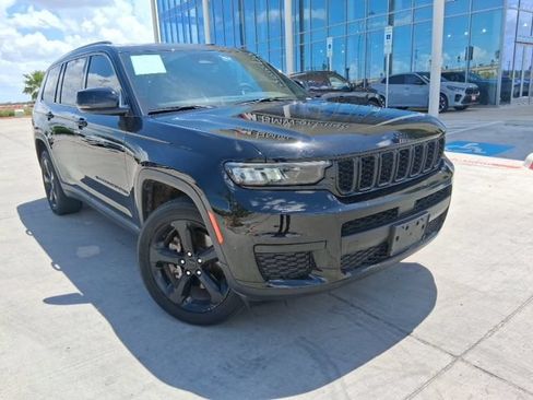 Used 2024 Jeep Grand Cherokee L Altitude AWD/4WD image 1
