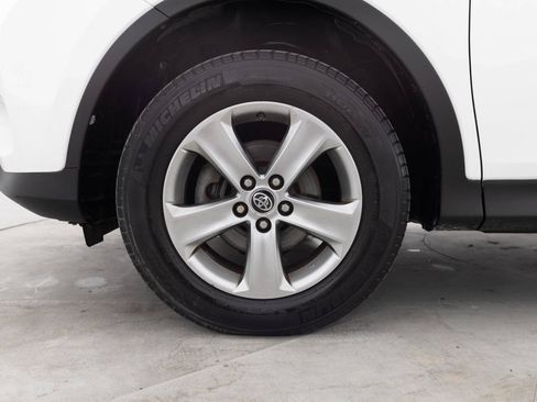 Used 2015 Toyota RAV4 XLE AWD/4WD image 17