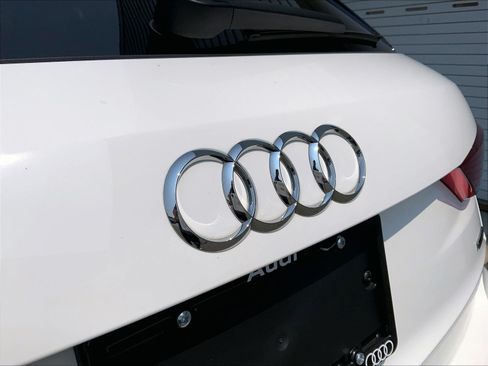 Certified 2023 Audi Q3 2.0T Premium Plus w/ Premium Plus Package AWD/4WD image 30