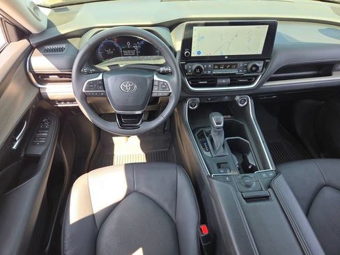 Used 2026 Toyota Grand Highlander AWD Hybrid image 7