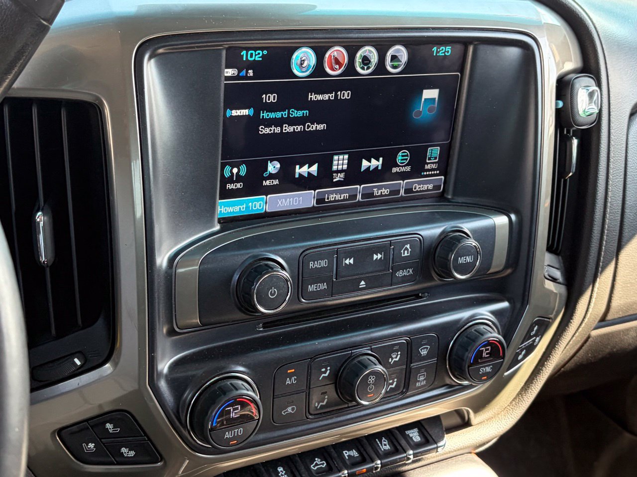 Used 2017 Chevrolet Silverado 2500 High Country w/ Duramax Plus Package AWD/4WD image 10
