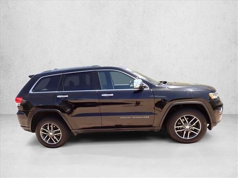 Used 2018 Jeep Grand Cherokee Limited AWD/4WD image 5