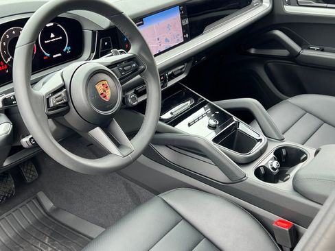 New 2026 Porsche Cayenne AWD/4WD image 4